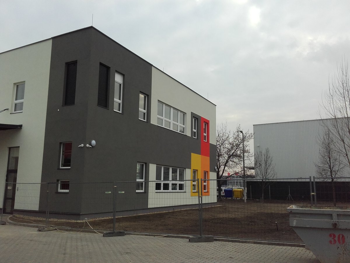 Iroda és raktárépület - Budapest